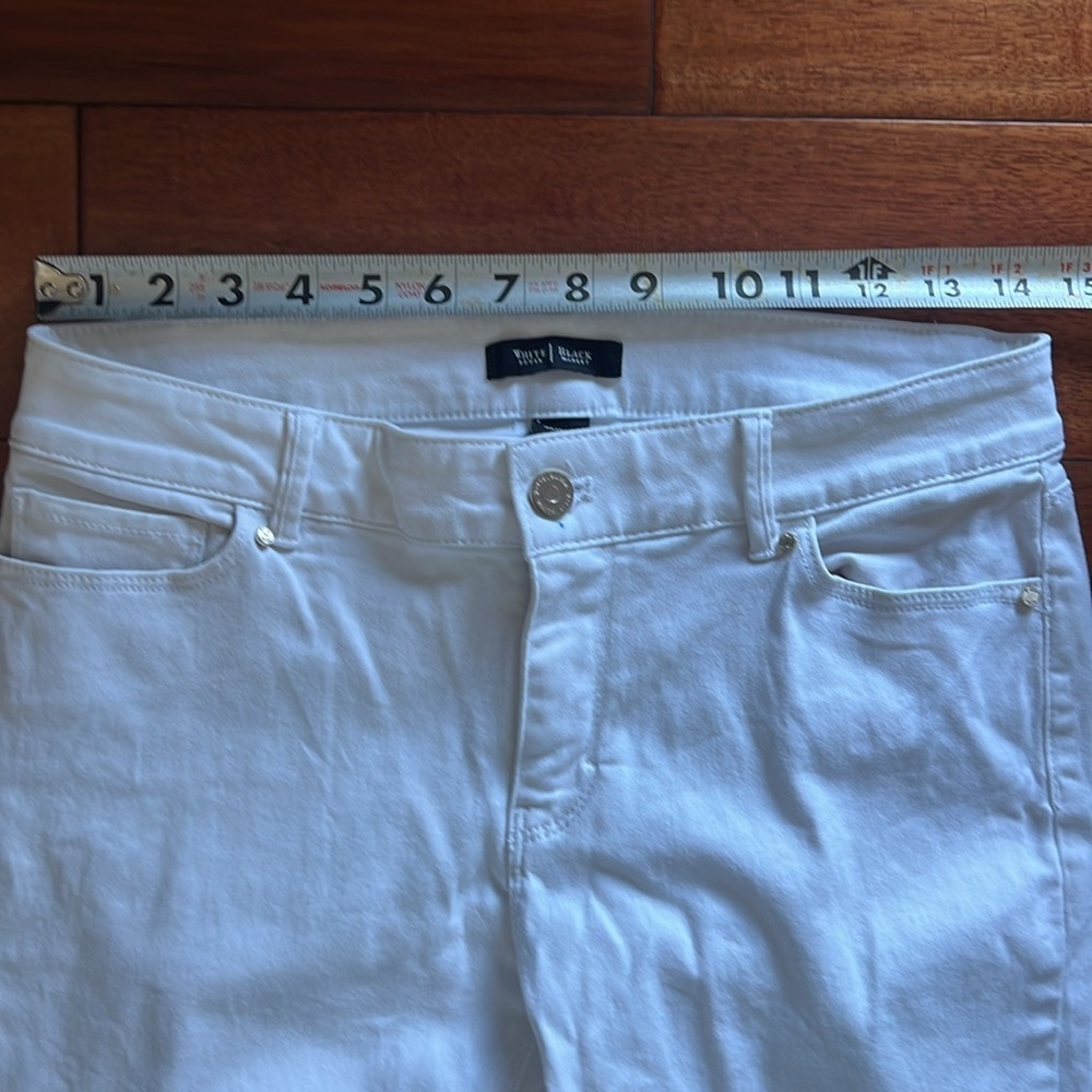 White House Black Market Skinny Crop White Jeans Size 6 - Picture 2 of 7